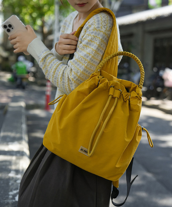 パラコードハンドルバックパック