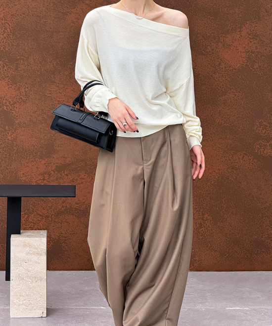 オフショルダーニットトップス