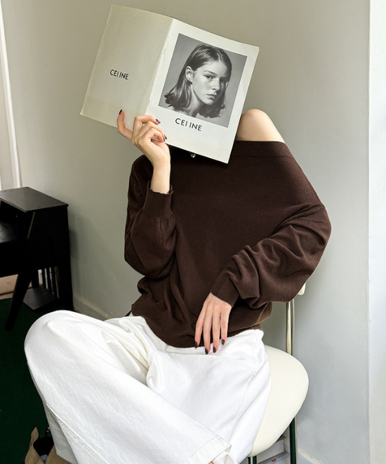 オフショルダーニットトップス