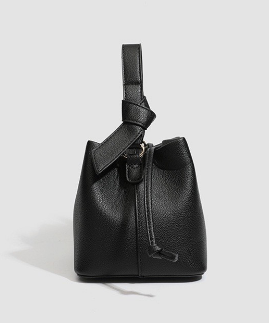 シンプルバスケットバッグ