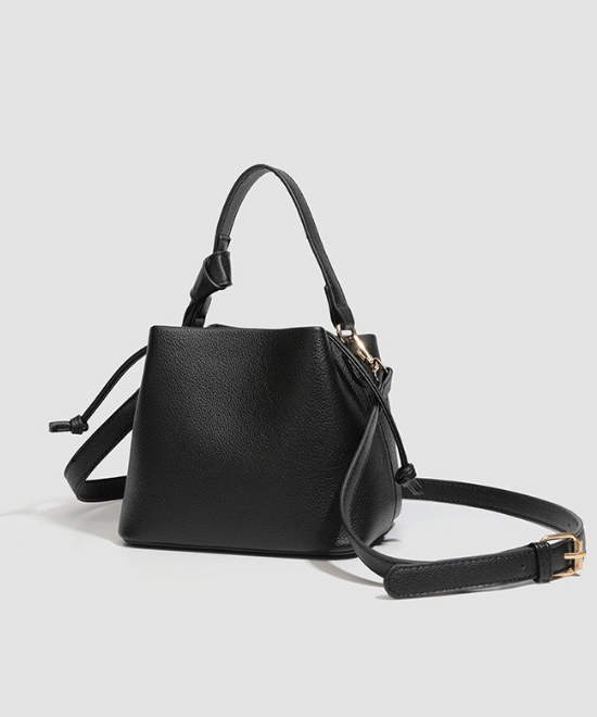 シンプルバスケットバッグ