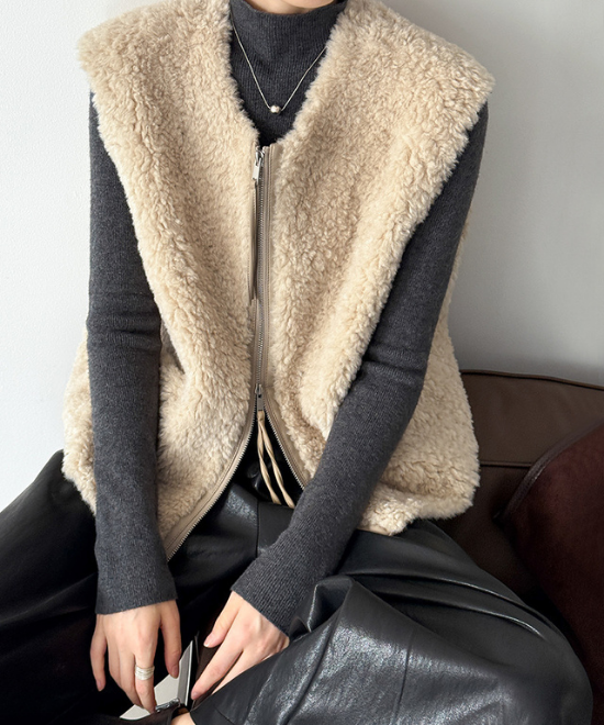 ノーカラーボアベスト