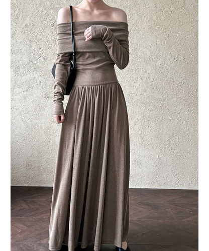 オフショルダーAラインワンピース