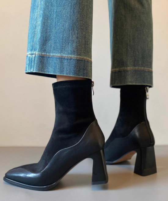 コントラストスクエアトゥブーツ