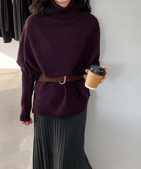 ハイネックドルマンスリーブトップス