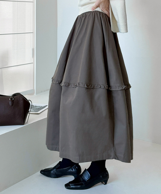ニーフリルフレアロングスカート