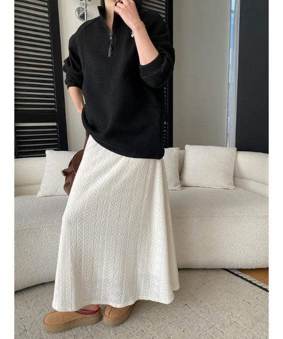 レース編みハイウエストロングスカート