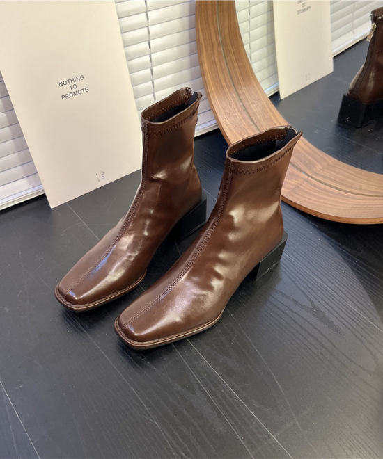 スクエアトゥスキニーブーツ