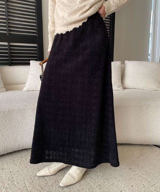 レース編みハイウエストロングスカート