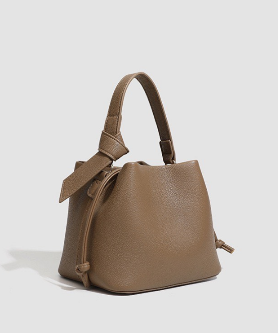 シンプルバスケットバッグ