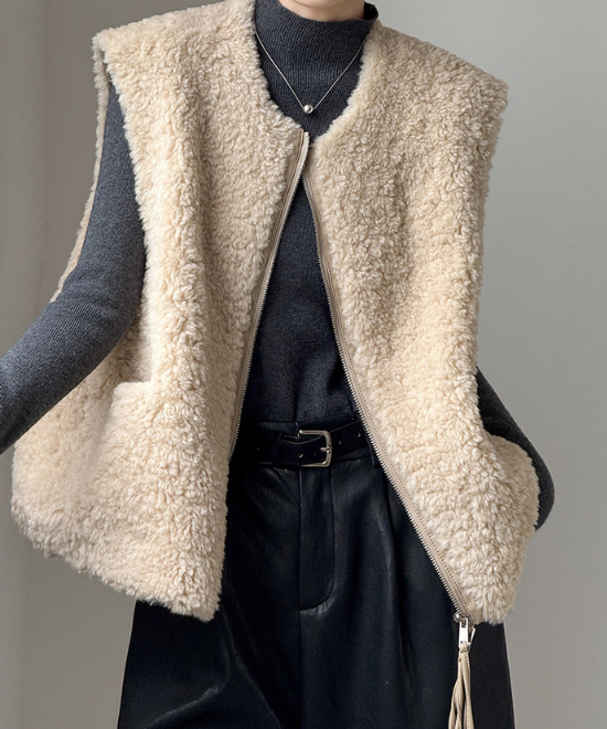 ノーカラーボアベスト