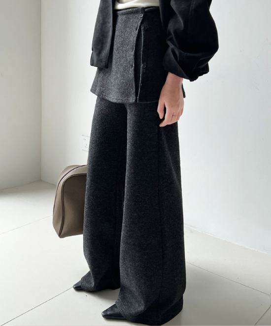 スカート付きリラックスフレアパンツ