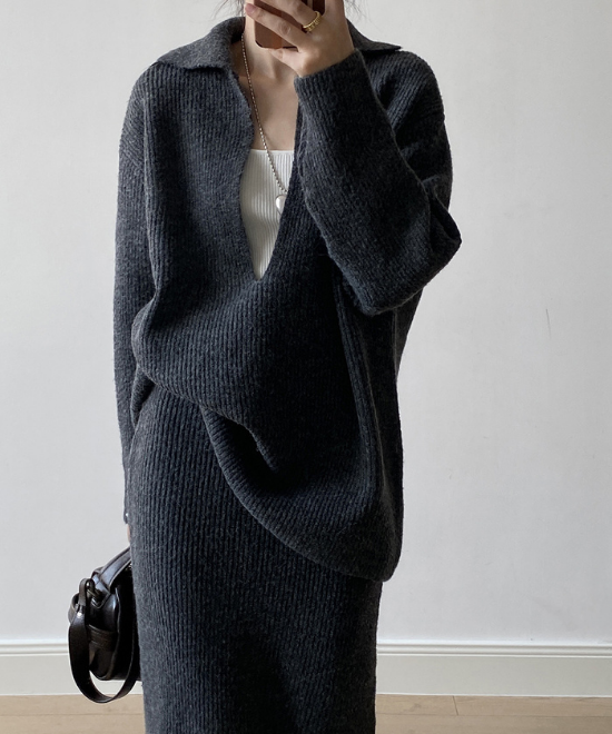 ディープVラペルニットセットアップ