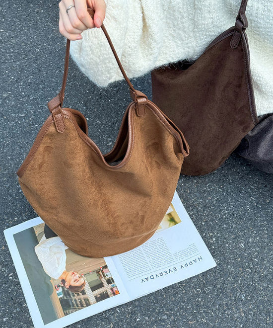 Y字カットスエードトートバッグ