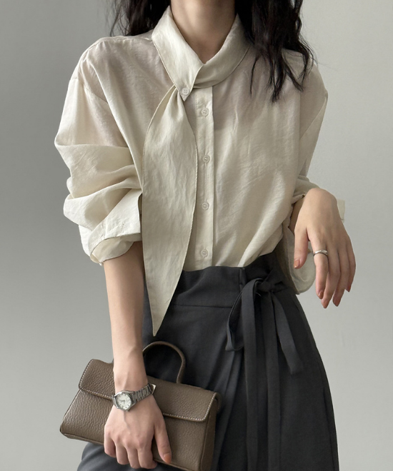フレンチスカーフスリミングシャツ
