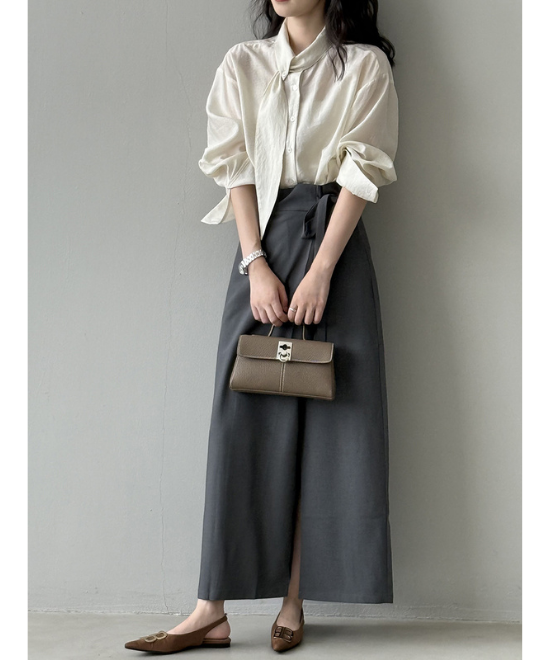 フレンチスカーフスリミングシャツ