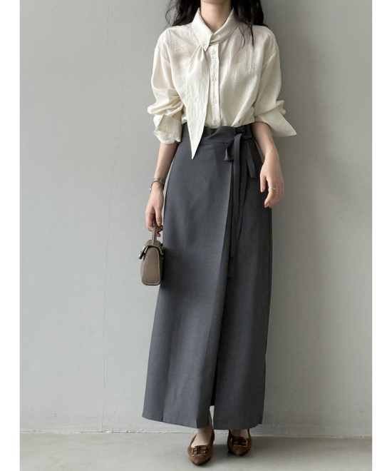 フレンチスカーフスリミングシャツ