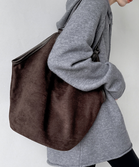 Y字カットスエードトートバッグ