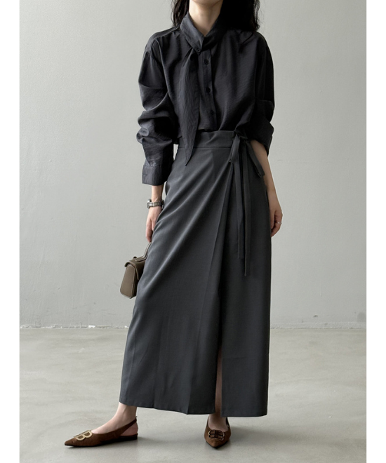 フレンチスカーフスリミングシャツ