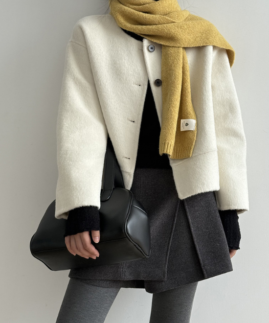 ショートルーズノーカラージャケット