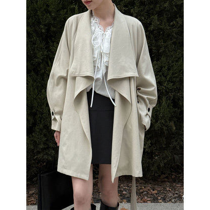 フリルラペルトレンチコート