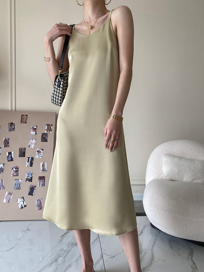 サスペンダーノースリーブロングワンピース