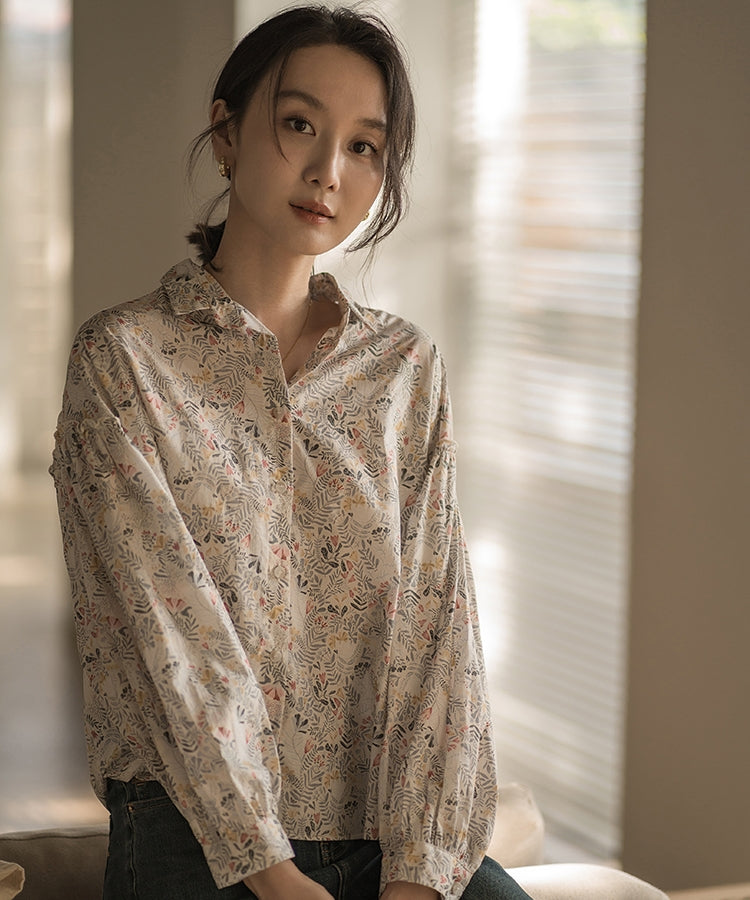 Floral pattern long -sleeved shirt