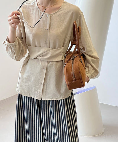 ウエストマークノーカラーブラウス