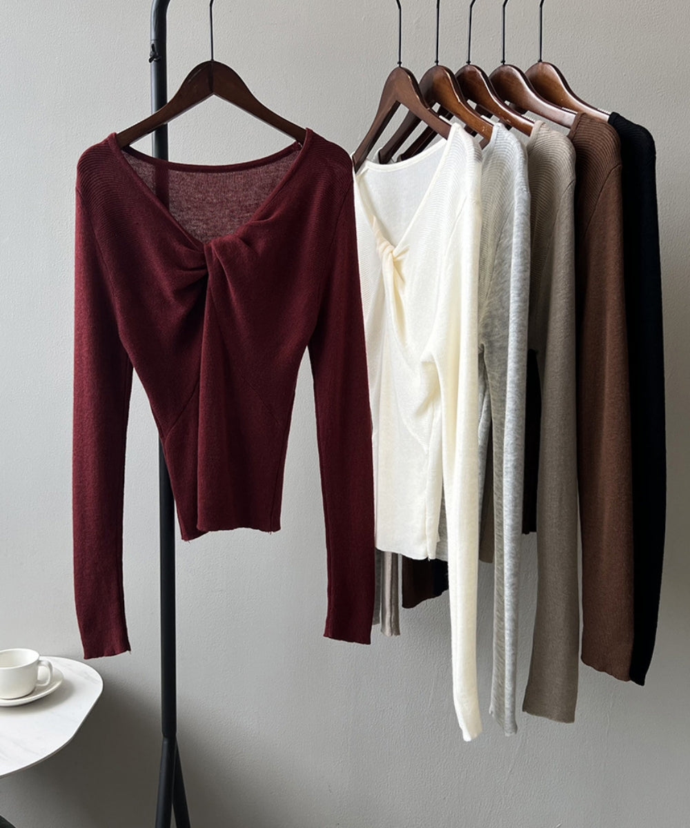 French knot V -neck pullover