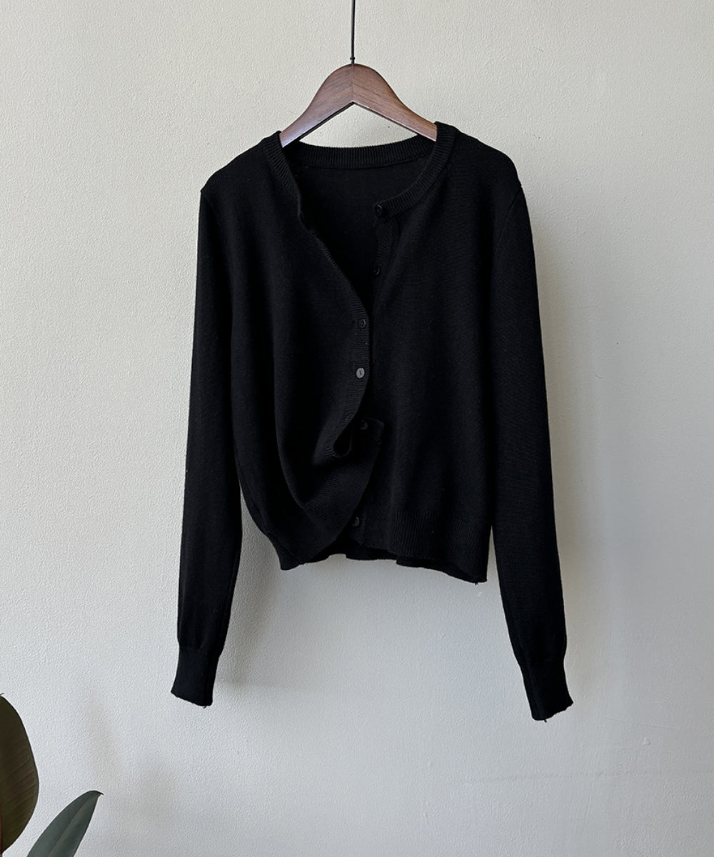 Simple round neck knit cardigan