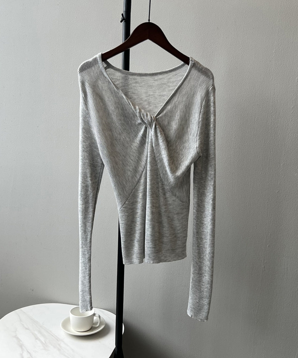 French knot V -neck pullover