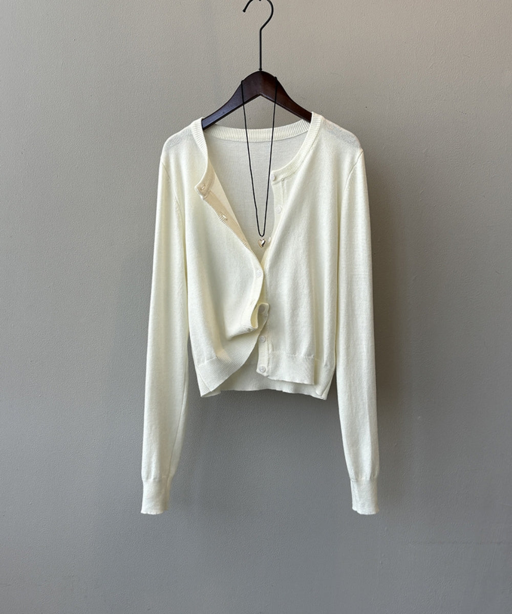 Simple round neck knit cardigan