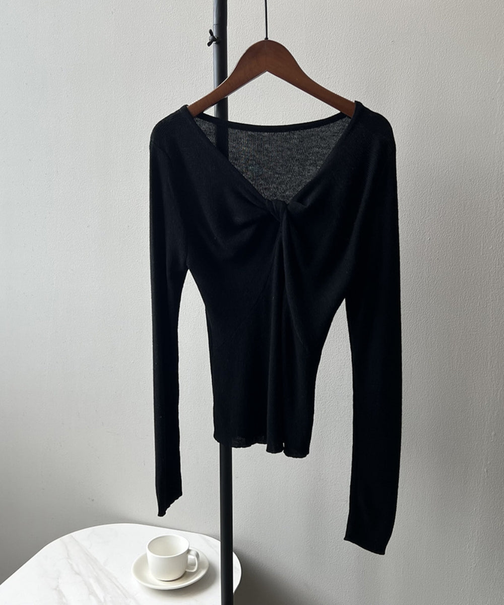 French knot V -neck pullover