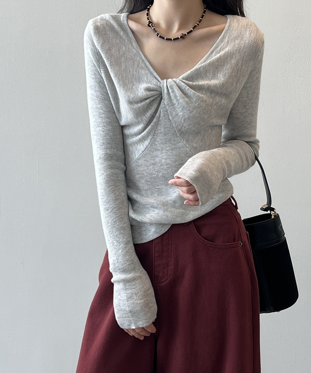 French knot V -neck pullover