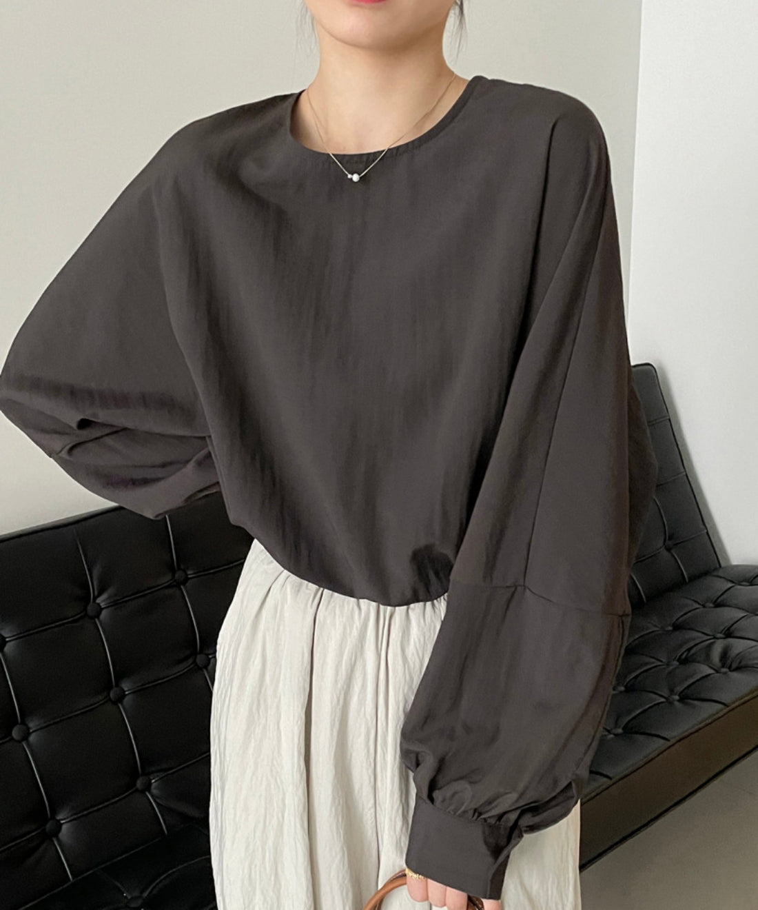 Soft sleeve simple blouse