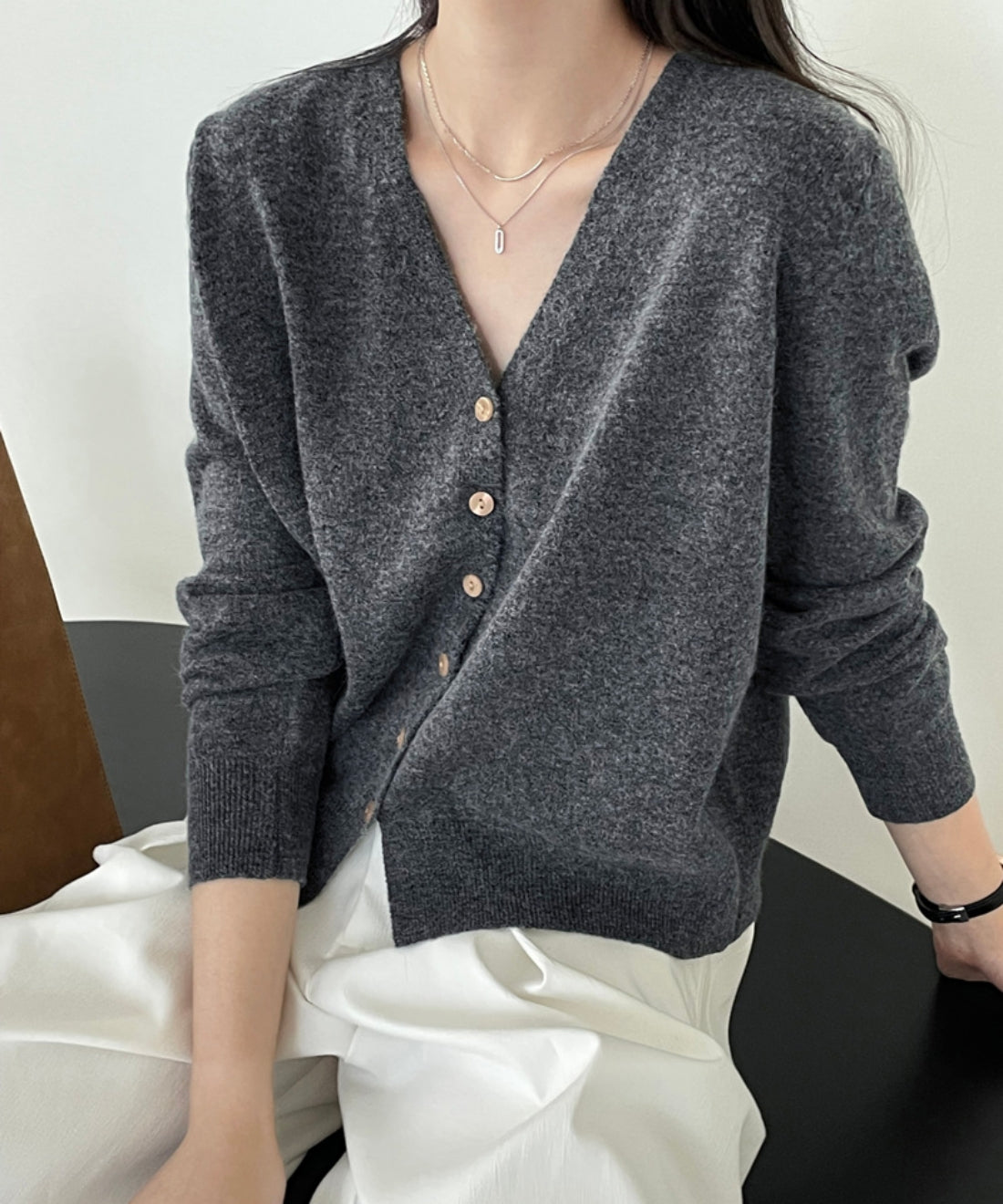 V neck knit soft cardigan