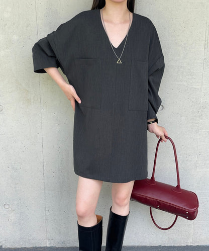 W Pocket V neck dress